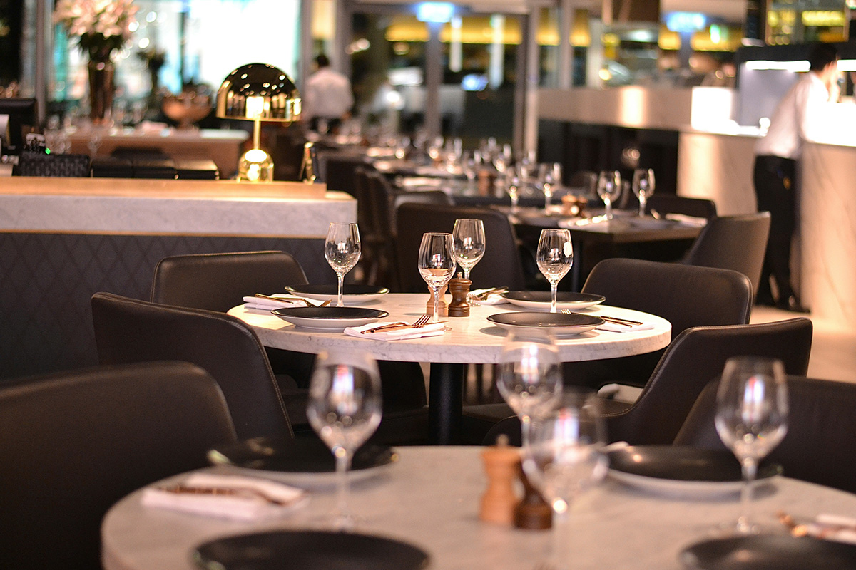 Consistent branded dining room in a multi-unit franchise restaurant
